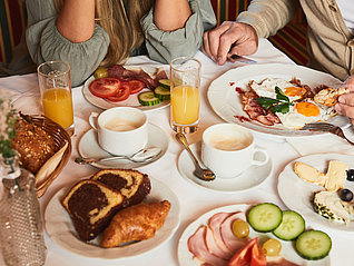 Frühstückstisch von vorne